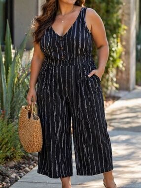 Torrid Black Printed Wide Leg Crop Jumpsuit Plus Size Boho Button Front Pockets